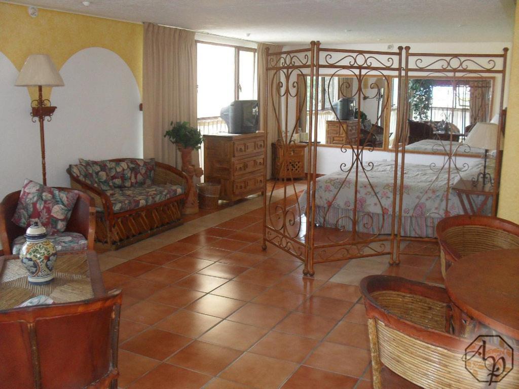 Hotel Antigua Posada Κουερναβάκα Δωμάτιο φωτογραφία
